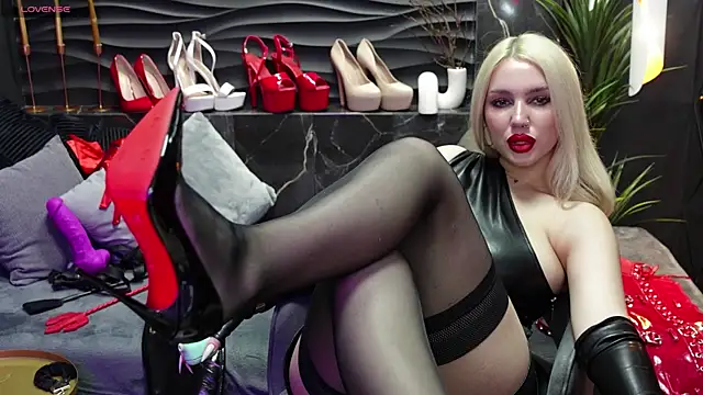 MistressDarsy online show from 02-28-25, 09:15