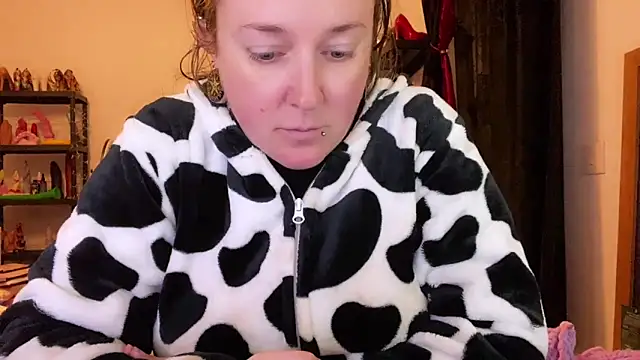 kisicaxx online show from 12-03-25, 05:11