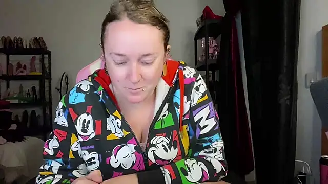 kisicaxx online show from 01-15-26, 08:34