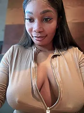 Snapshot of __Nessa__ chatting on 02-21-25, 12:06   Nessa   online show from 02-21-25, 12:06