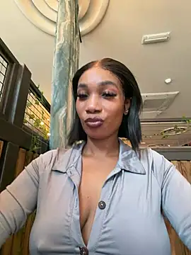   Nessa   online show from 07-17-26, 11:39
