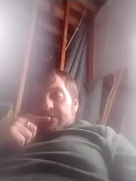 Snapshot of N8daMac chatting on 02-07-25, 02:37 N8daMac online show from 02-07-25, 02:37