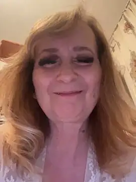 Snapshot of Irina2909@xh chatting on 06-06-26, 09:19 Irina2909xh online show from 06-06-26, 09:19