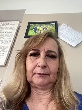 Snapshot of Irina2909@xh chatting on 06-11-26, 10:02 Irina2909xh online show from 06-11-26, 10:02