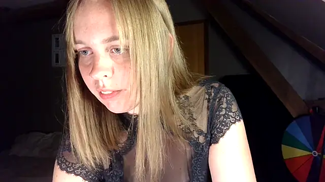 MissGirly online show from 09-09-25, 06:40
