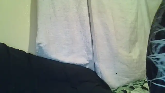 Snapshot of OscarbidD661 chatting on 05-05-26, 08:44 OscarbidD661 online show from 05-05-26, 08:44