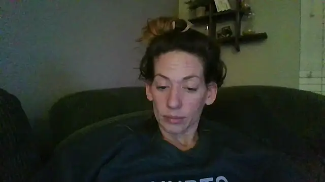 Snapshot of RhodesXO chatting on 02-24-26, 01:25 RhodesXO online show from 02-24-26, 01:25