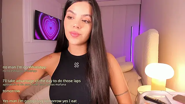 Snapshot of salome__11 chatting on 10-13-25, 10:32 salome  11 online show from 10-13-25, 10:32