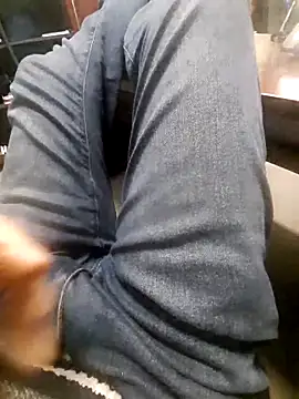 Snapshot of kayahan4 chatting on 04-15-26, 04:36 kayahan4 online show from 04-15-26, 04:36