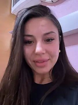 Snapshot of AmiraRosse chatting on 02-28-25, 06:10 AmiraRosse online show from 02-28-25, 06:10