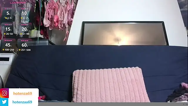 Hotenza69 online show from 03-17-25, 09:23