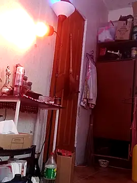 QueenSoreal online show from 02-06-25, 10:53