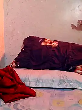 QueenSoreal online show from 02-12-25, 05:26