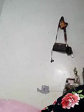 QueenSoreal online show from 03-13-25, 07:28