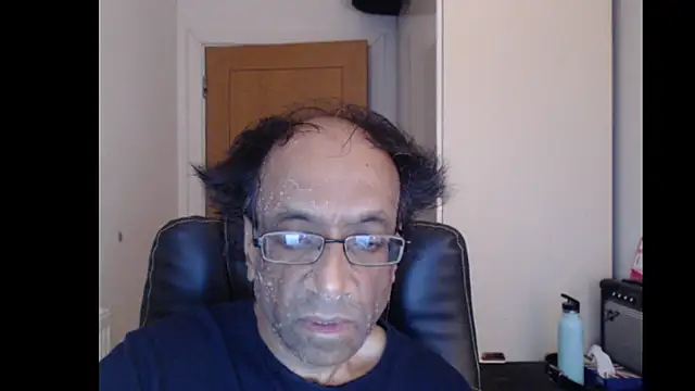 rauncher1 online show from 06-22-26, 08:22