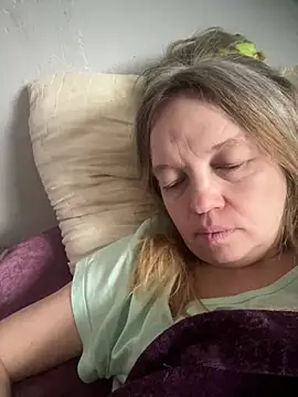 Snapshot of Susanel chatting on 02-15-25, 08:11 Susanel online show from 02-15-25, 08:11