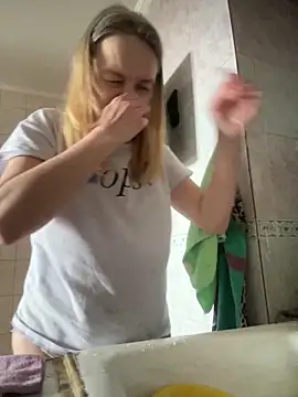 Snapshot of Susanel chatting on 02-17-25, 10:51 Susanel online show from 02-17-25, 10:51