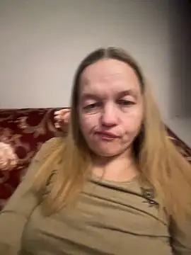 Snapshot of Susanel chatting on 02-23-25, 06:45 Susanel online show from 02-23-25, 06:45