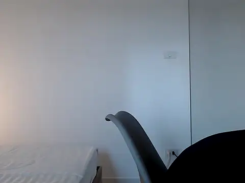 Snapshot of nareethai chatting on 10-07-25, 07:16 nareethai online show from 10-07-25, 07:16