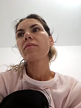 FeliciaKrige online show from 12-19-25, 09:44