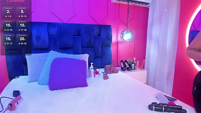 chantall1375 online show from 12-03-25, 11:30