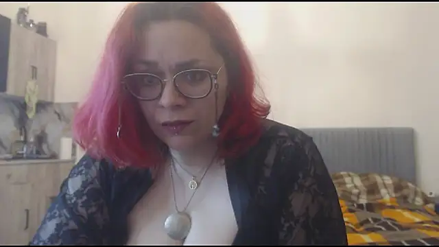 Snapshot of BoobliciousNat chatting on 10-03-25, 04:37 BoobliciousNat online show from 10-03-25, 04:37