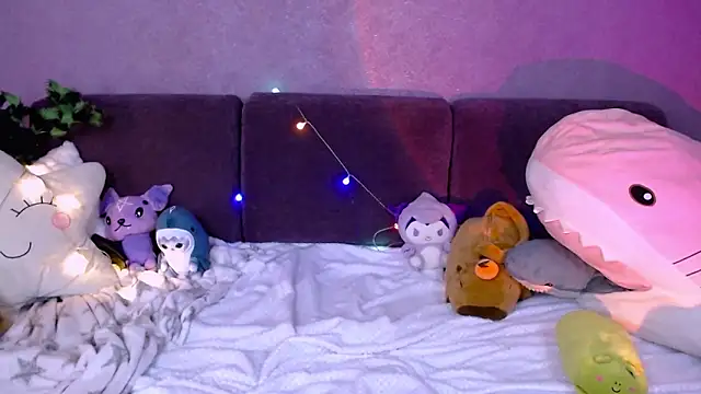 Unicorntears   online show from 01-19-25, 04:54