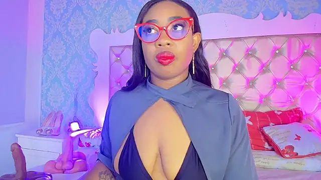 CaseyMoon online show from 04-16-26, 12:39