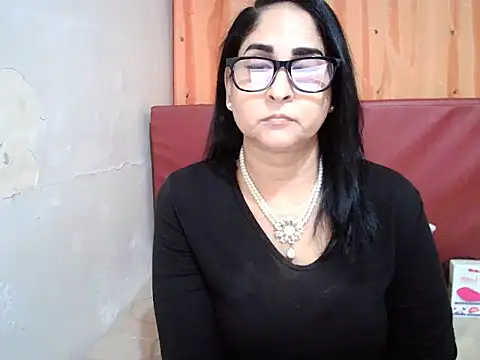 Indiankushy online show from 11-17-25, 04:46