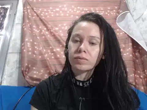 Venusluxodomme online show from 10-03-25, 02:47