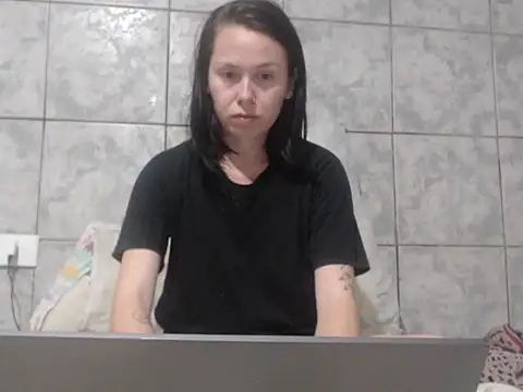 Venusluxodomme online show from 12-04-25, 03:27