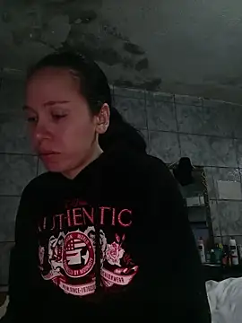 Snapshot of Venusluxodomme chatting on 06-04-26, 07:36 Venusluxodomme online show from 06-04-26, 07:36