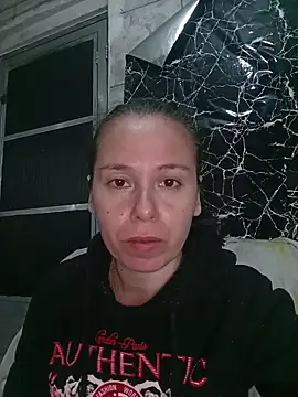 Snapshot of Venusluxodomme chatting on 06-06-26, 06:07 Venusluxodomme online show from 06-06-26, 06:07