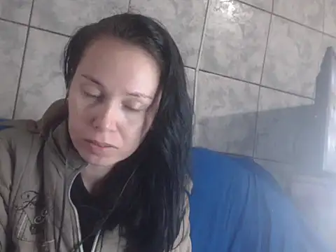 Snapshot of Venusluxodomme chatting on 06-27-26, 02:49 Venusluxodomme online show from 06-27-26, 02:49
