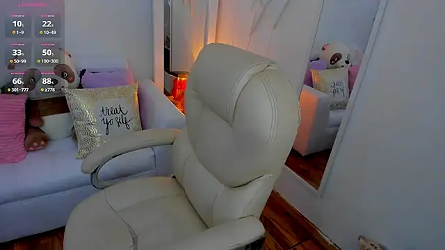 zobe love online show from 01-28-25, 05:35