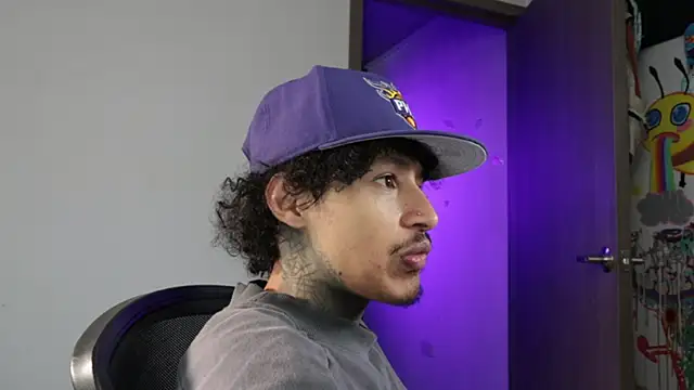 trieone online show from 04-16-26, 02:18