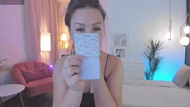 MilenaMellow online show from 03-11-25, 09:04