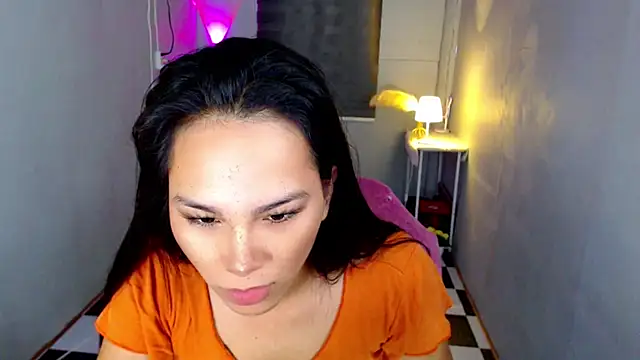 Snapshot of urnaughtydolly69 chatting on 06-16-26, 10:23 urnaughtydolly69 online show from 06-16-26, 10:23