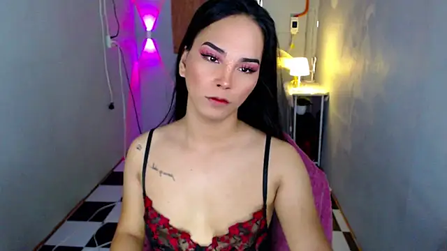 Snapshot of urnaughtydolly69 chatting on 06-25-26, 12:10 urnaughtydolly69 online show from 06-25-26, 12:10