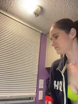 lolabunny9 online show from 01-26-25, 02:24