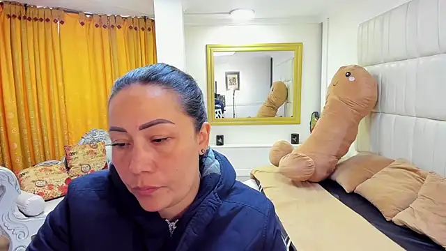 gaby trent online show from 10-17-25, 02:08