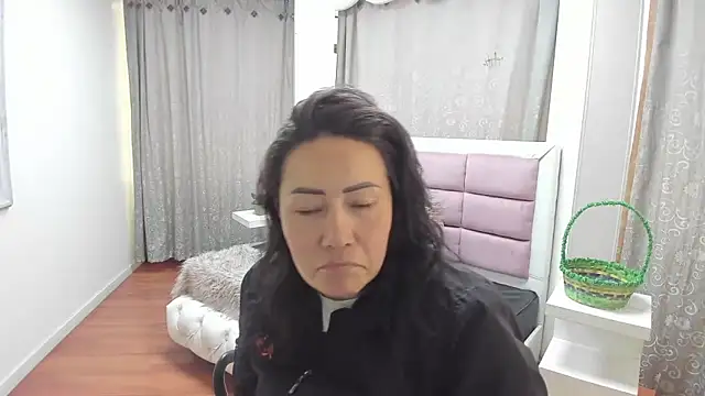 gaby trent online show from 06-10-26, 03:44