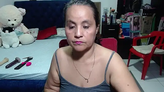 pervert mommy  online show from 03-01-25, 09:29