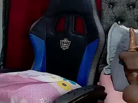 sara greyx online show from 02-20-25, 06:24