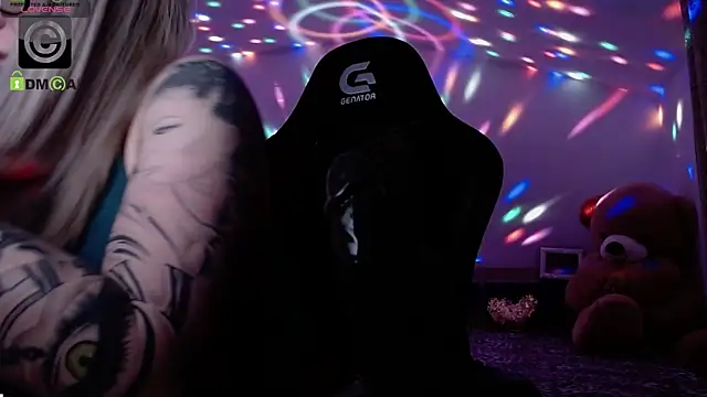 SonyaDevon online show from 01-23-25, 04:09