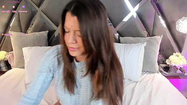 emperatriz reyes online show from 02-10-25, 10:40