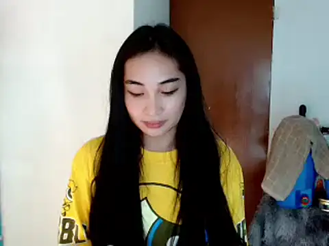 SweetLilly 18 online show from 01-11-25, 03:20