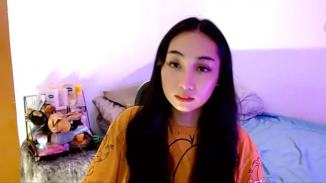 SweetLilly 18 online show from 11-03-25, 03:08