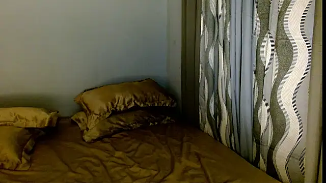 SweetLilly 18 online show from 03-10-26, 04:06