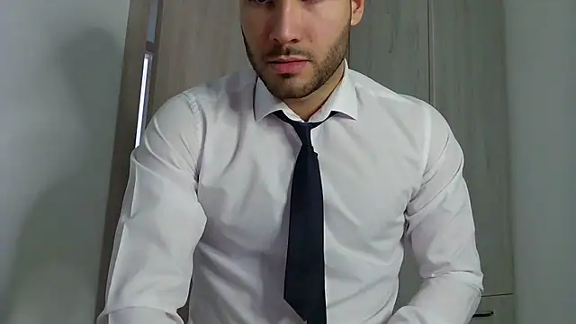 Justynn1 online show from 02-21-25, 06:51